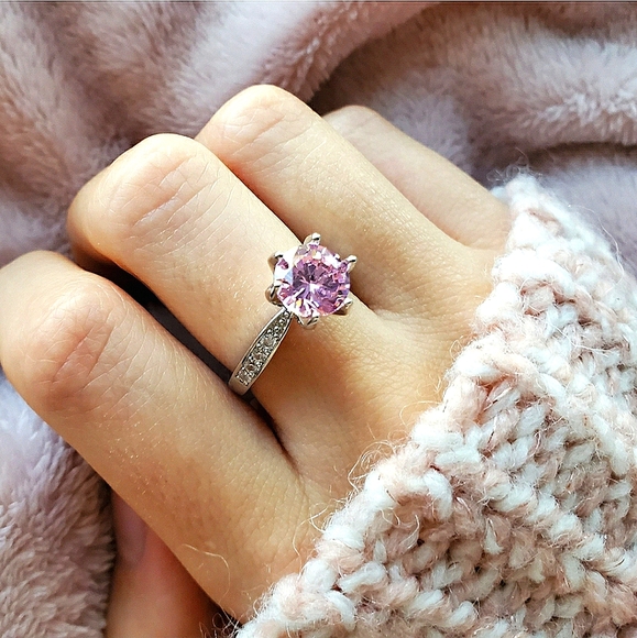 New Beautiful Pink Engagement/Wedding Ring - Picture 5 of 12